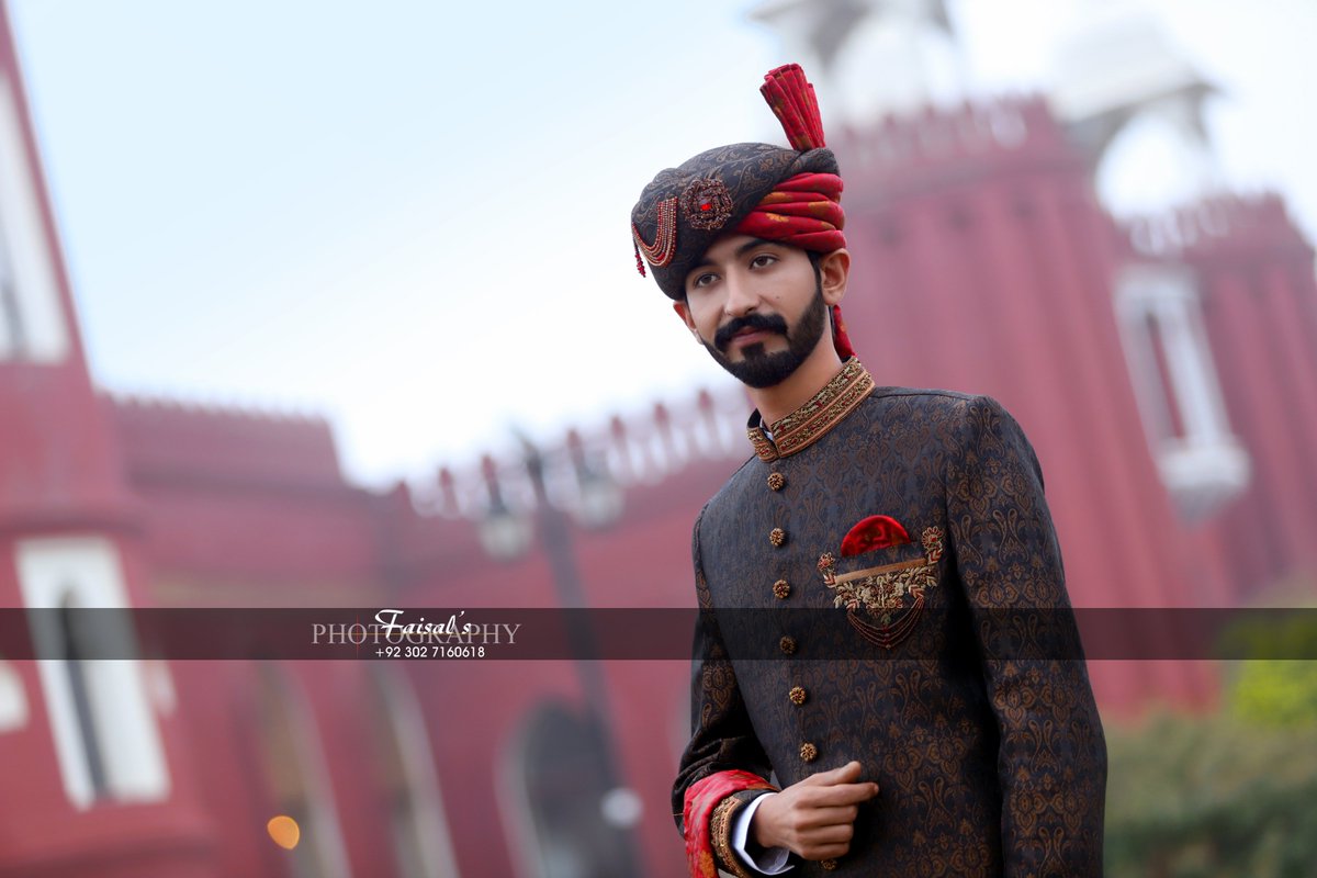 Cameralifelive's tweet photo. RT @ClickStudioPK1: A Picture is worth a thousand words...
#clickstudio
#faisal'sphotography
#wedding #pakistan #decor #bridal #dance #photography #photographer #videography #weddingdress #luxury #music #instagram #pakiweddings #desiweddings #bridalshow… https://t.co/XyroD0uV9r