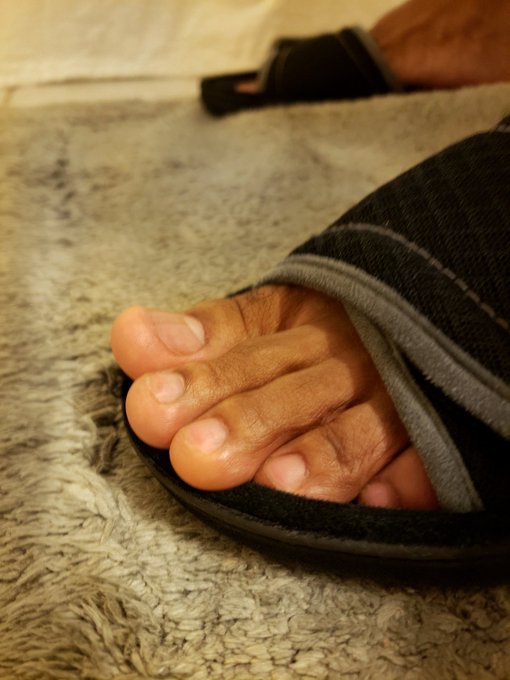 Watch Foot Bae's leaked NSFW photo on TwXstars