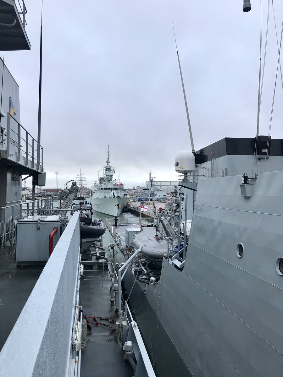hms_tyne's tweet image. Welcome to #Portsmouth #HMCSHalifax, hope you enjoy your visit! We promise the weather will be better next time... 👀