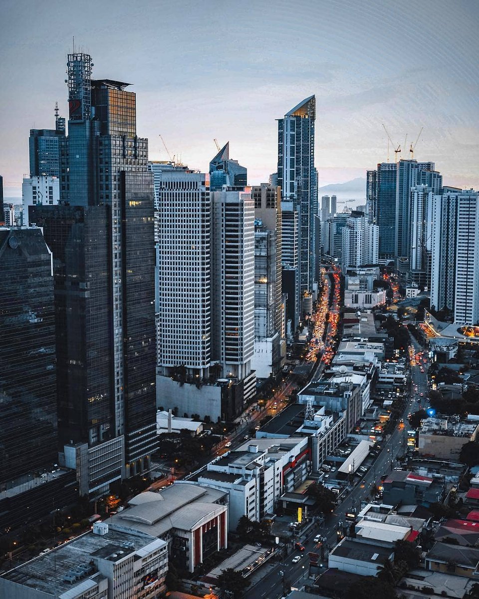FlyToManila's tweet photo. 🤩 What's up Metro Manila, Makati City
😇 Ready when you are
📍 Philippines

🖲 Book Now Visit 🌐 https://t.co/lBv0XTehd3

#Manilaflights #itsmorefuninthephilippines #gophilippines #Coron #KayanganLake #Philippines #Manila https://t.co/X8wnJoMkEJ