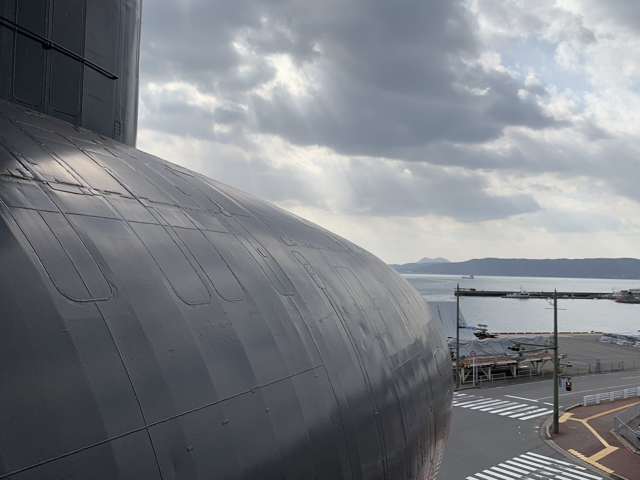 河津 サクラ ご当地pr課 てつのくじら館 海上自衛隊呉資料館 現役引退した潜水艦 あきしお をそのまま展示 館内には海上自衛隊の歴史や役割などを紹介している 広島 呉 てつのくじら 潜水艦 T Co L6ei5wr1wz Twitter