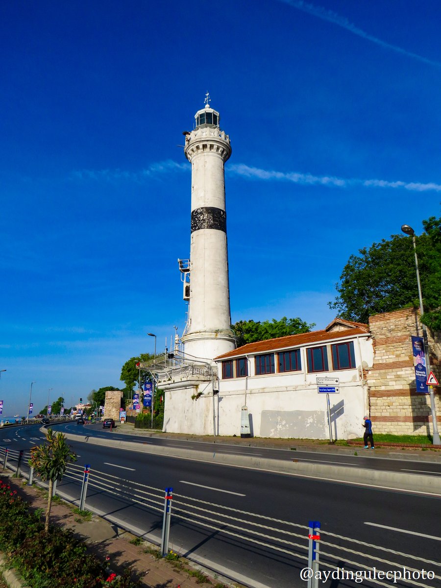 aydingulec's tweet photo. Ahirkapi Lighthouse.
#travel #travelphotography #photography #fotografia #ahirkapi #lighthouse #SaturdayMorning https://t.co/T425HLqAf5