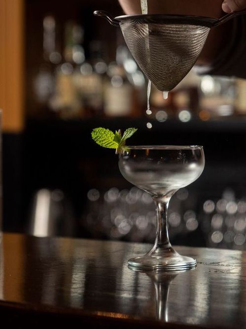 bar1806's tweet photo. Music to our eyes 👀🍸 https://t.co/wZBtuO9OR3
