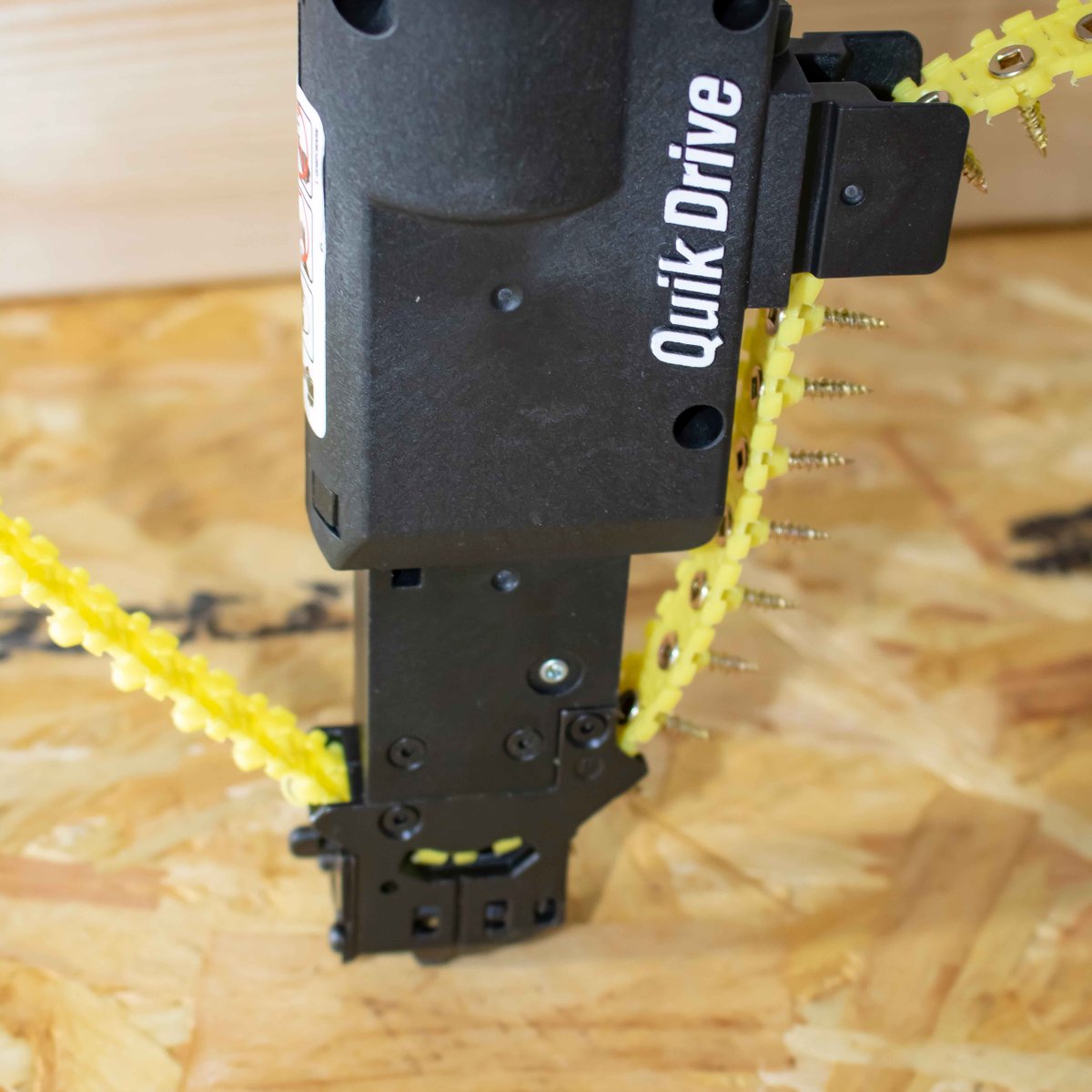 At last, the 19mm collated screw system for flooring professionals is here!
Customers like you told us you need a 19mm collated screw system to avoid damaging hidden service pipes: so here's our NEW MTHZ19E for Quik Drive for fastening 6mm plywood. 
ow.ly/IFYE50DkuPU