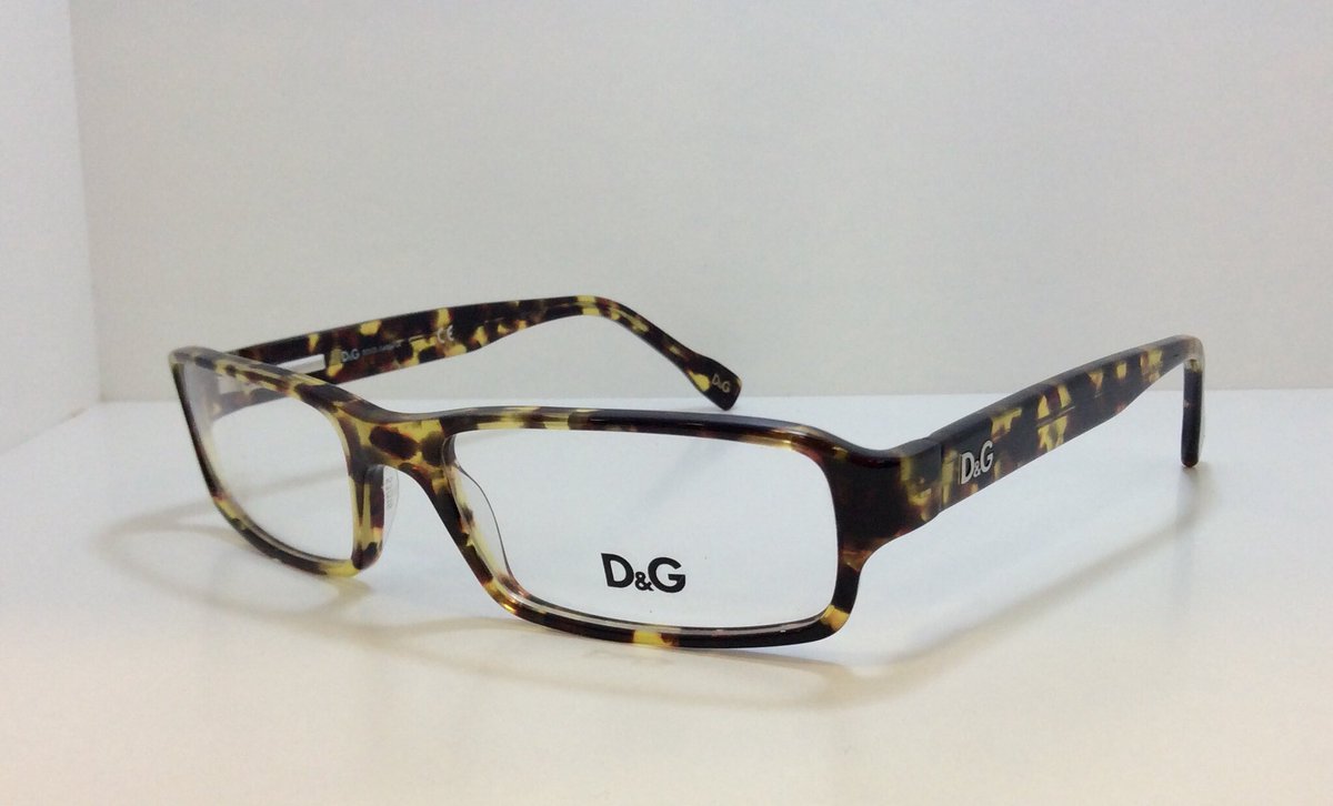 OpTremino's tweet photo. Aprovecha el 40% en monturas y gafas de sol Dolce &amp; Gabbana durante Febrero en Óptica Tremiño https://t.co/UTz8zEwSEs