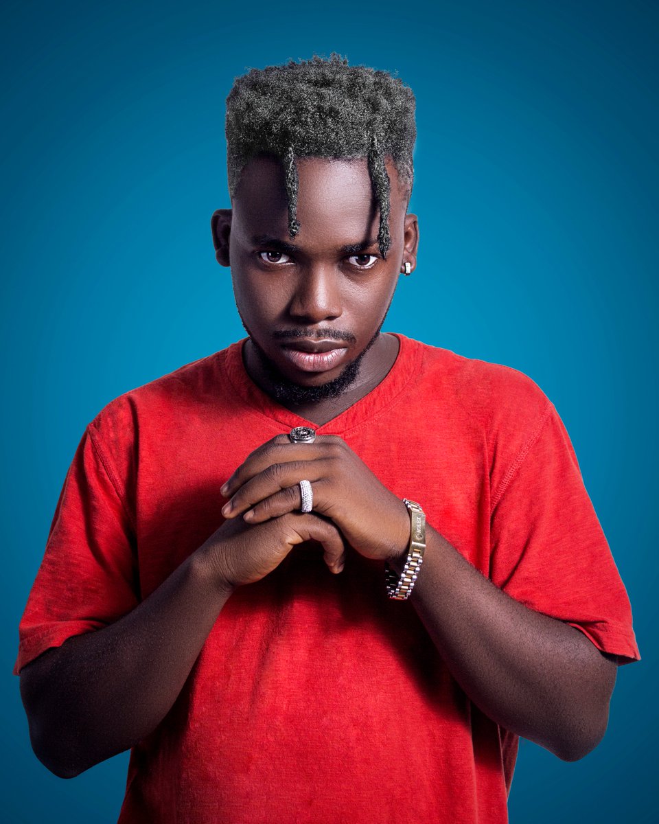 Brapanda_'s tweet photo. Good morning guys, I'm speaking to Rainbow Radio (87.5fm) 11:00 AM (phone interview) with @DJ_Pho 
lets talk about my new song tomorrow ft @kwamedame_  #Favour 
Also I have a little to add to what @shattawalegh said about our creative art industry this week!

We are the FUTURE ! https://t.co/m5YMQxhgsN