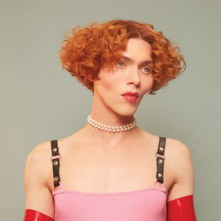 ashtray_wasp_'s tweet photo. absolutely devastated to find out sophie has died :( 

her sound will live on forever

rest in peace 💔 https://t.co/2UrpjBuxf1