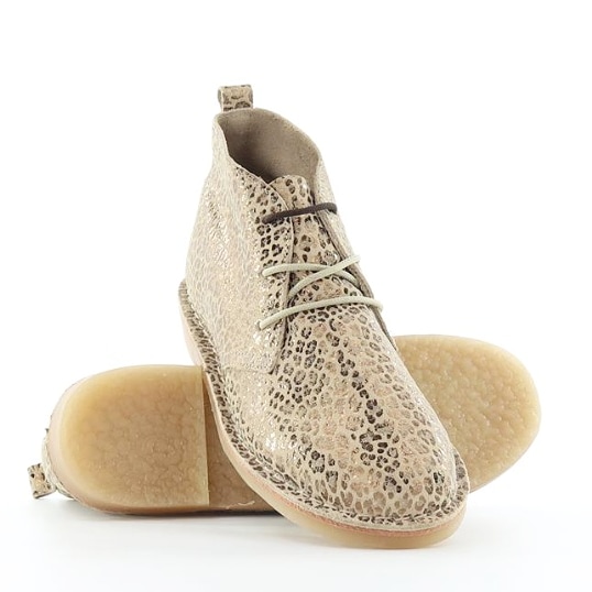 leopard print veldskoen