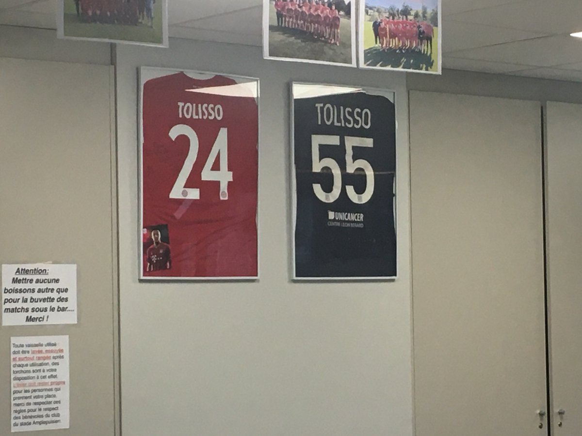 EDWARDJAY73's tweet photo. La @coupedefrance repart ce week-end... @RMCsport 
@BFMLyon repart en reportage.... 3 mois d attente mais le plaisir de jouer un match « historique » reste! À suivre avec @jerome_jarny !
Clin d’œil  @amplepuisien  @CorentinTolisso https://t.co/TmhM1iVAwV