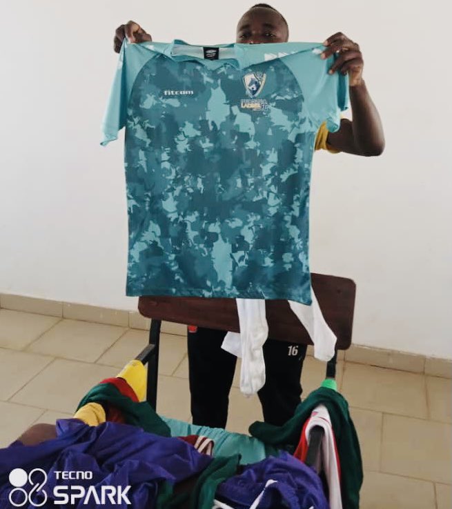 WPLGhana's tweet photo. β
||β’ Pre-Match ....
π―ββοΈ@PearlpiaLadies v @LadiesSupreme
π Utrecht Park - Tamale
#οΈβ£ #PeaSup
#shedidthat | #WPLwk3 https://t.co/zlzn9K2xpA