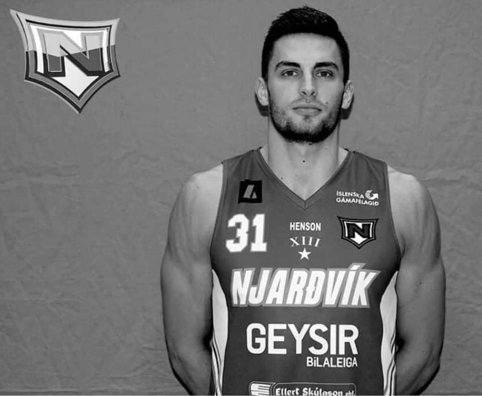 Okkar leikmenn halda áfram að komast í úrvalsliðin en <a href="/Matasovic31/">Mario</a> átti þar sæti eftir góðan leik á móti Grindavík 💚💪💚Til lukku Mario 👊