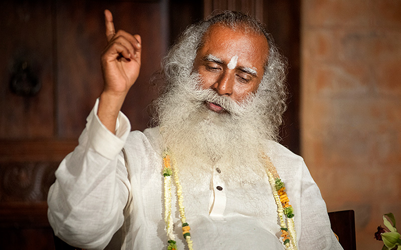 SadhguruJV's tweet image. If every day you break one limitation, depending upon how many limitations you have, one day you will be liberated. #SadhguruQuotes
