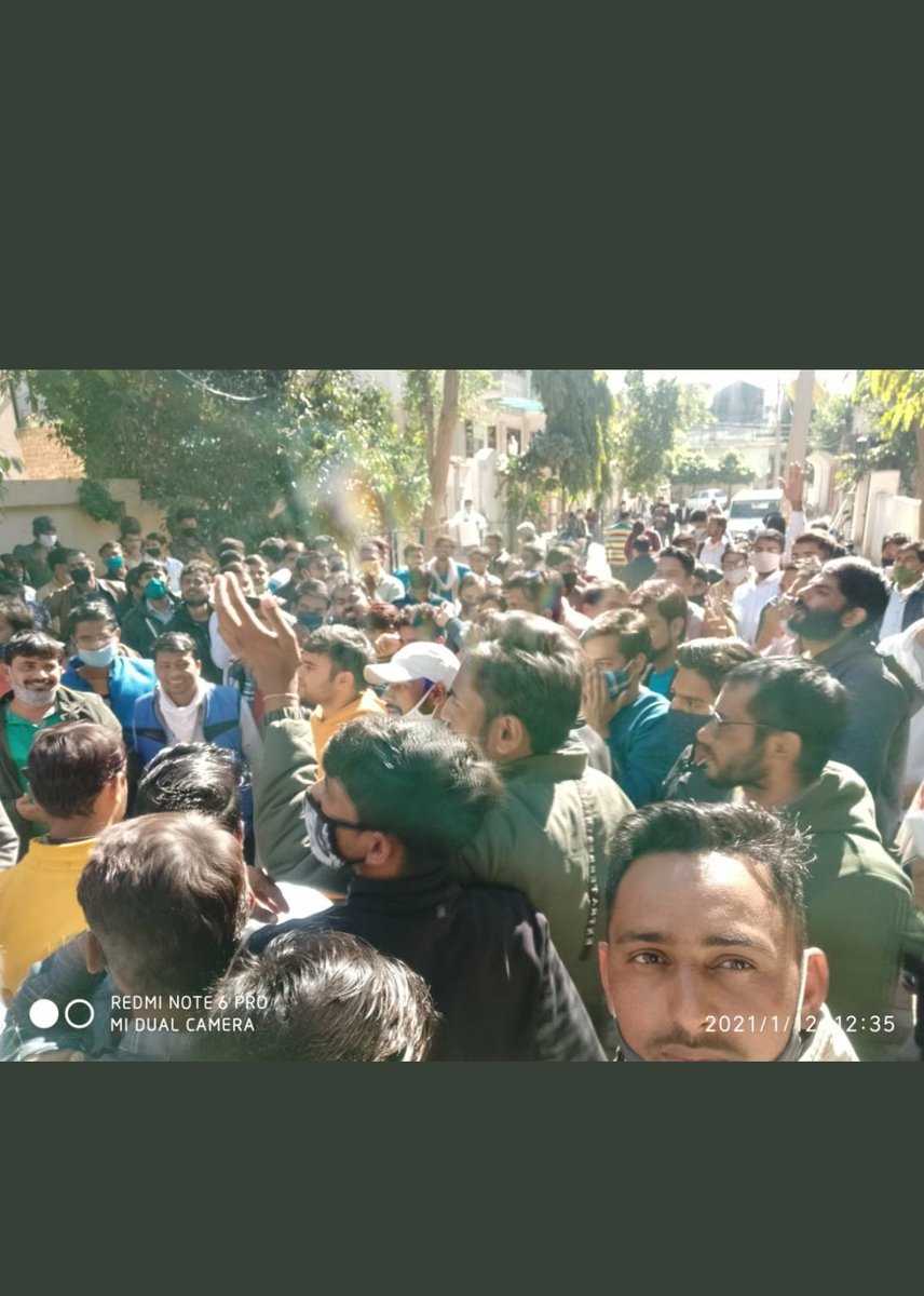 PkMonitor4's tweet photo. #Rsmssb_diploma_jen_exam_cancel 
बहुत बहुत बधाई श्री हरी प्रसाद शर्मा जी अधीनस्थ बोर्ड के अध्यक्ष पद पर आसीन होने के लिए भर्ती  प्रक्रिया मै बदलाव किया जाए पेपर लीक होने की परम्परा को खत्म किया जाए डिप्लोमा सिविल Jen परीक्षा को रद्द किया जाए @CMORajsthan @rsmssb @TheUpenYadav https://t.co/y7NNU18PmK