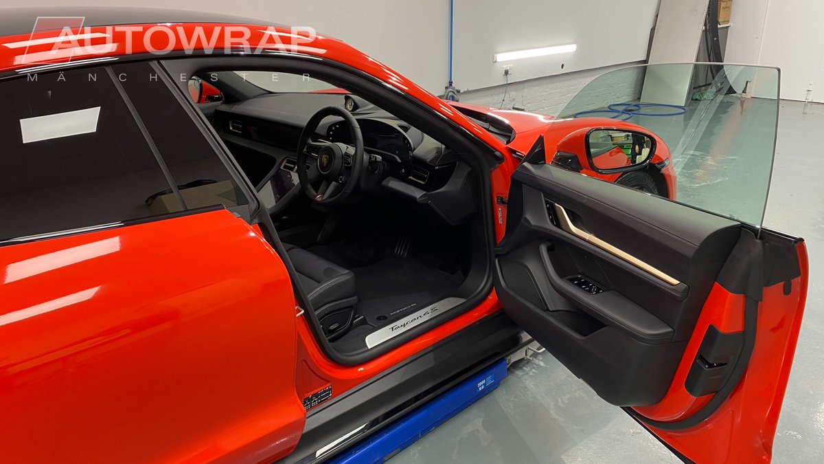 Auto Wrap Manchester tweet media