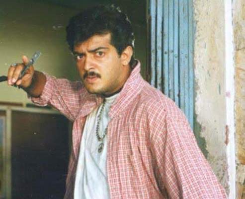 Ajith reportedly designed his own costumes and his accessories (kaapu,chain) for the film.Ramesh kanna character was named as singam puli after the actor -director who was an assistant director to saran then. #Valimai  #ThalaAjith