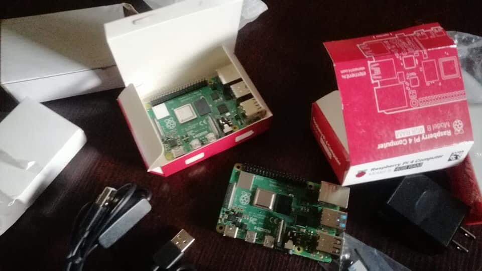 1st #Tezos baking node in Africa is getting set up! <a href="/ChimezieChuta/">Chimezie Chuta</a> and <a href="/adelekanadebayo/">MisterB</a> from <a href="/tezosnigeria/">Tezos Nigeria</a> are on fire 🔥 Proud of my Nigerian crew 😍
  
Which chapter will be next? 🤩

Should you want to help, pls DM. We need some #xtz delegated to us to complete our roll.