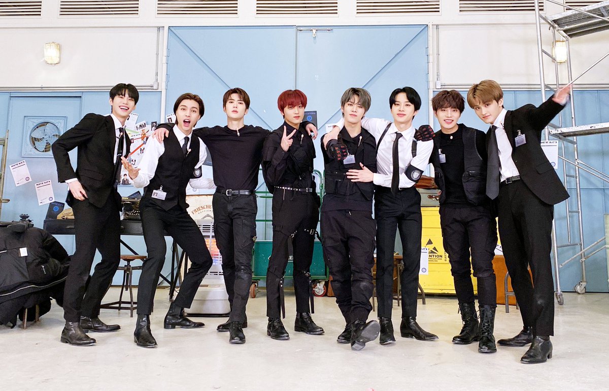 หล่อไม่อะไรกับใคร ไม่อะไรกับเธอด้วย