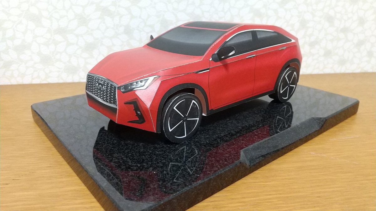 yoshi_craft0713's tweet photo. インフィニティ QX55
インフィニティ公式の #Carigami (カリガミ)#ペーパークラフト です☺️
ついついクセで大きいサイズで作ってしまいます☺️
全長23.5cmで存在感があります😳
御影石の台座に置くと高級なミニカーに見えます☺️✨
https://t.co/IENDJaGOhi
#インフィニティ
#QX55 https://t.co/8d7du8P4XN