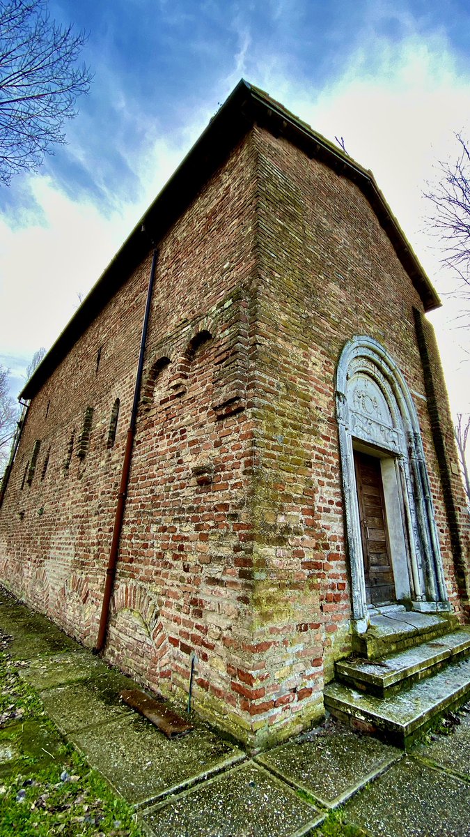 argentaweb's tweet photo. Pieve di San Giorgio #argenta https://t.co/41r0McAL6s