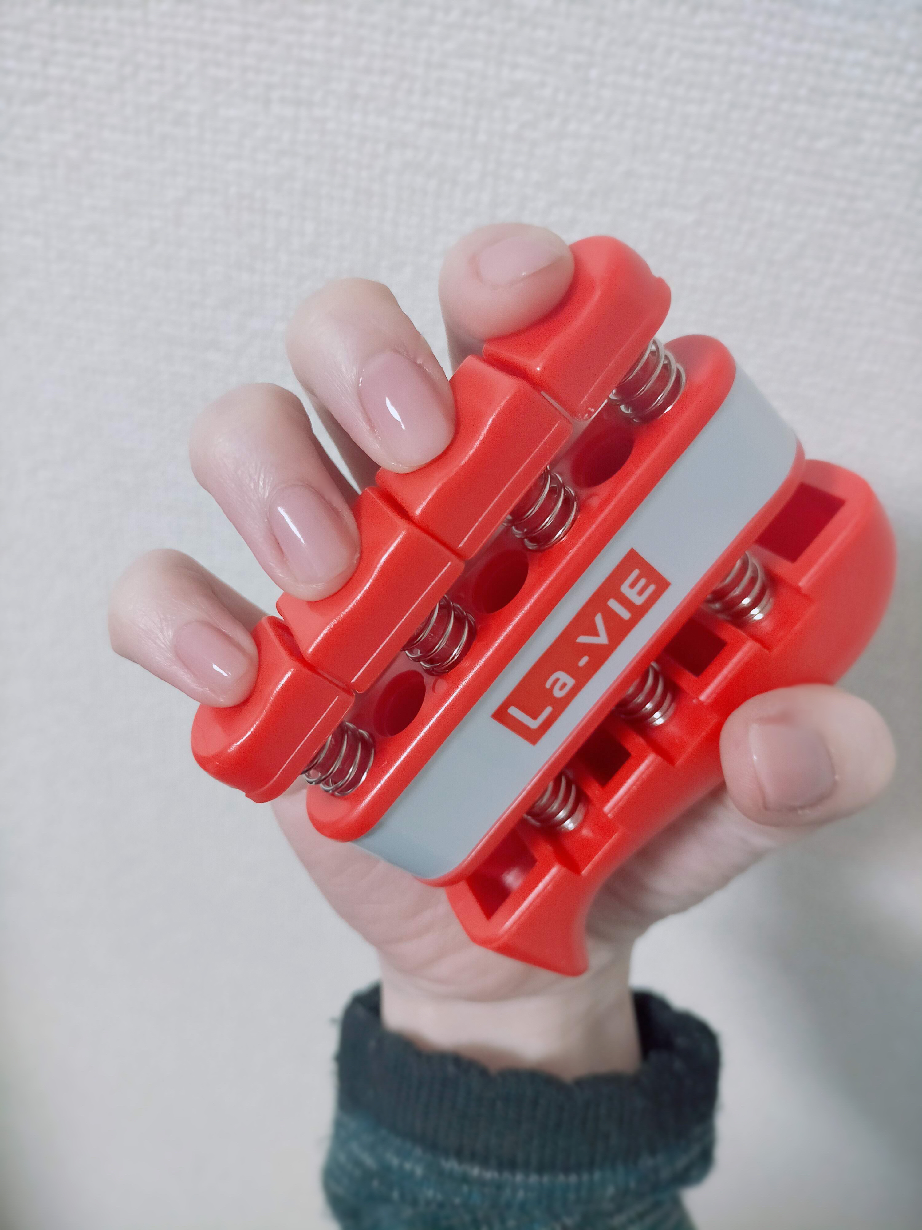 ゆうな ボルダリングで爪が伸ばせないけどショートネイルはできる 肌色だから目立たないね ちなみに手の内側ではマメがぶっつぶれてます 笑 T Co Atxkaoz4k4 Twitter