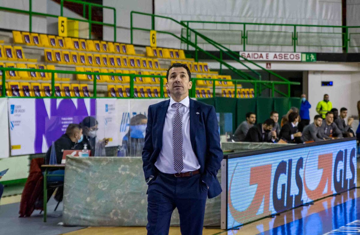 COBSAD's tweet photo. Min.40 ⏱ | Final del partido en el Pazo:
#IbereólicaRenovablesOurense 89-70 @CBT_Autocid

VICTORIA MUY IMPORTANTE‼️
Por desgracia no la hemos podido celebrar con vosotros pero tenemos claro que la habéis disfrutado desde vuestras casas.
Seguimos trabajando 💪🏻
#ForzaCOB https://t.co/6igsfy3afI