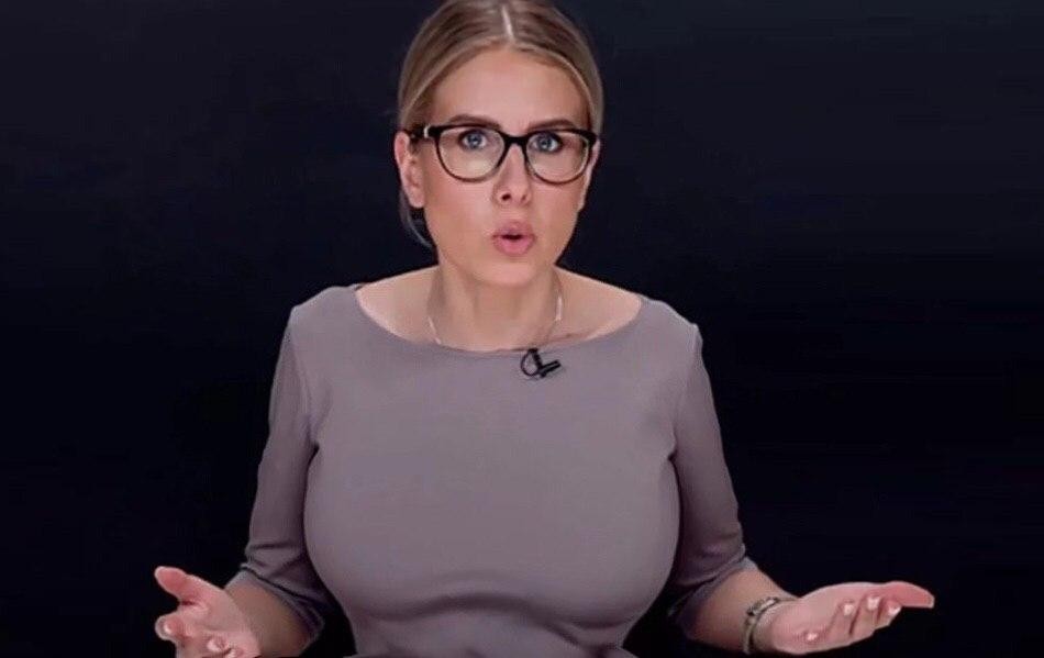 Es-xWc9W4AMlp7n?format=jpg&name=medium