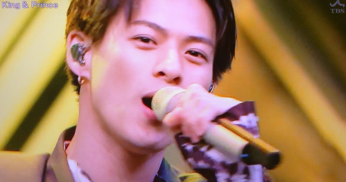 Ya On Twitter 紫耀くん ٩ ๑ ๑ ۶ 24歳のお誕生日おめでとう いつも笑顔をありがとう 背中をトントンありがとう 自分を飾らず素直な言動と品の良さ 常に人を喜ばせようとする優しい心 夢への向上心と先を見据えた行動力 紫耀くんにあえて幸せ
