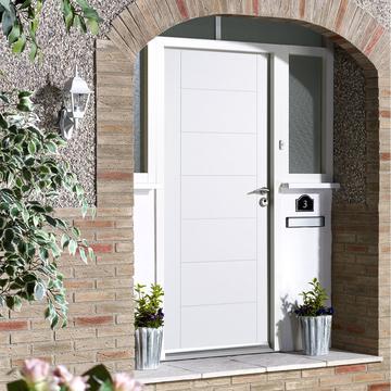 Whilst our showroom may be closed we are still fitting new windows, doors, bi-folds and French doors for our customers - please get in touch today for a socially distanced or virtual quote - sales@markwell-ltd.com #doubleglazing #stortford #herts