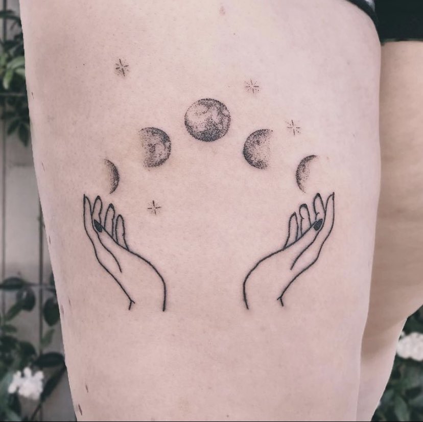 Full moon in Leo tonight 🌝 #thetattbratt #handpoke #stickandpoke #fullmoon #torontotattoo