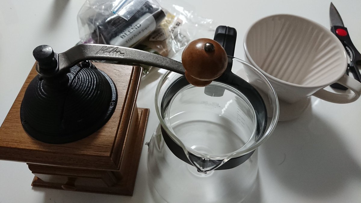 デキる男だからコーヒー飲みたくなったらすぐにコイツらを取り出せる 万手観音 委託中のイラスト デキる男だからコーヒー飲みたくなったらすぐにコイツらを取り出せる 万手観音 委託中のイラスト