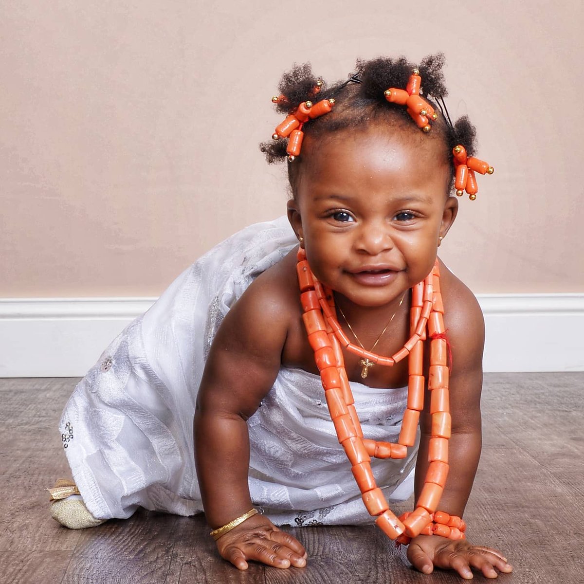 EO88's tweet photo. Can't believe I have a 1 yr old time flies #blessed 😩🥰❤ https://t.co/z7TAWKguJM