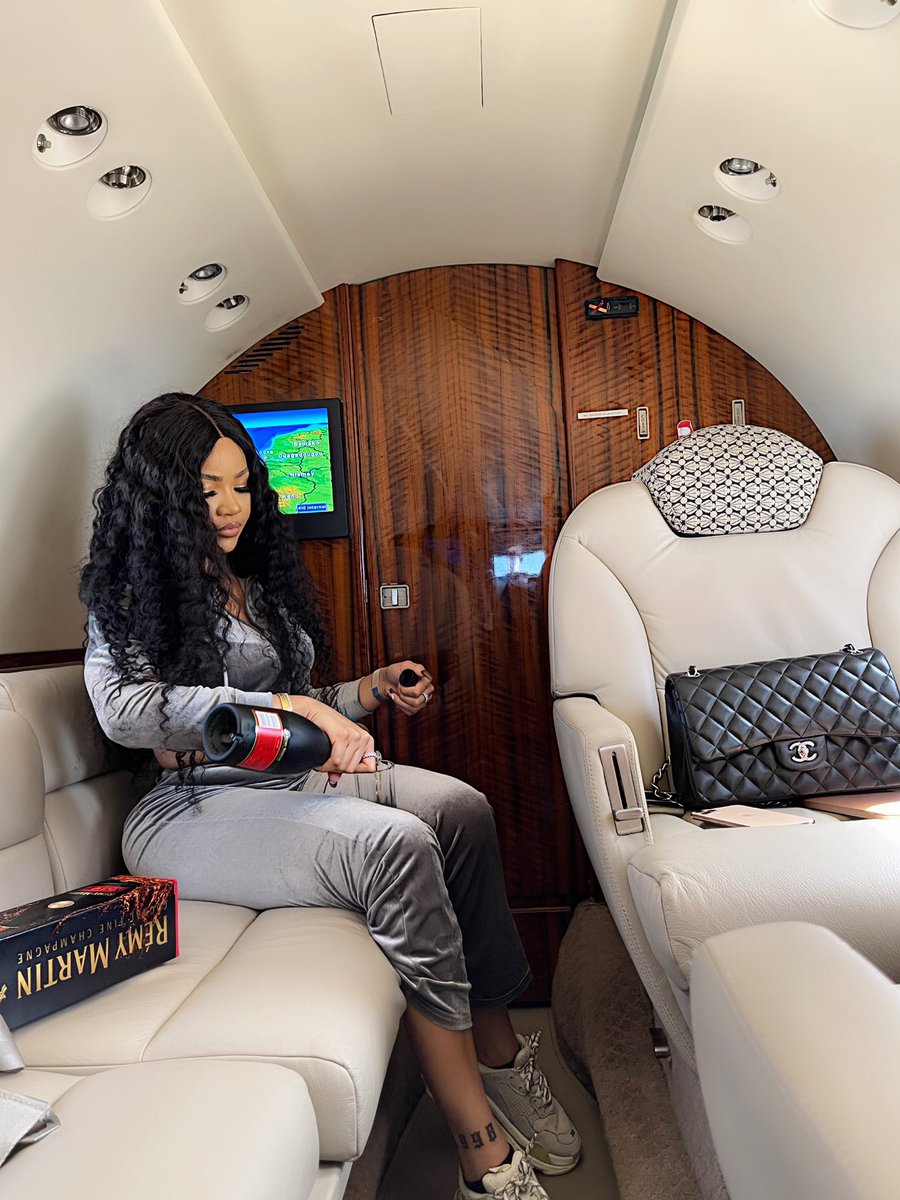 Ghana 🇬🇭 .. Home ❤️❤️

#GhanaWelcomesNengi