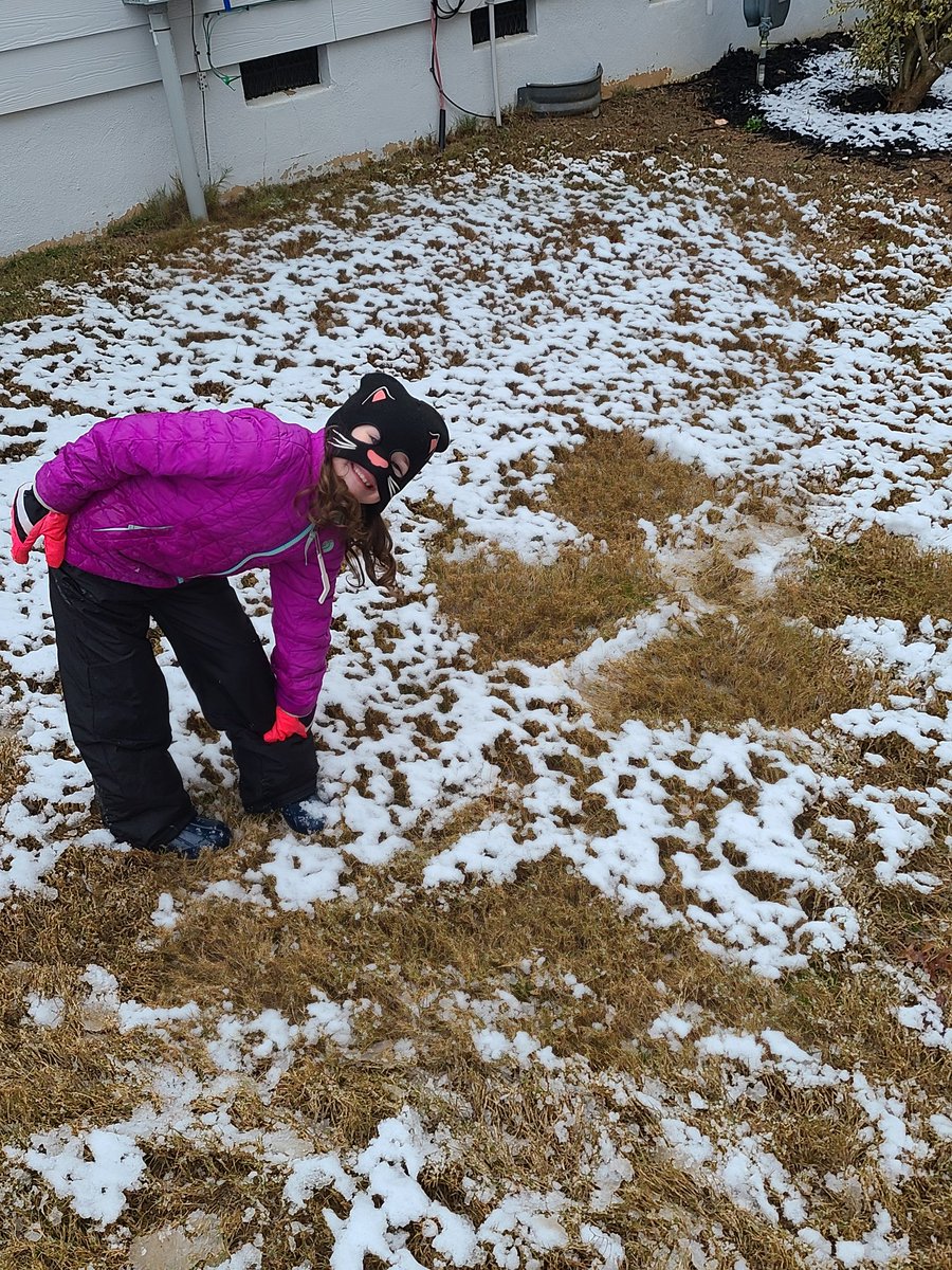 Lara Hathaway tweet media