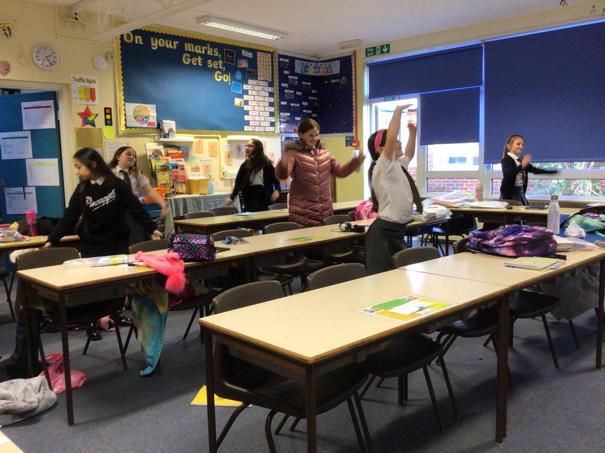 Stjohnscoventry's tweet photo. Year 5 are having great fun moving along to the new tasks set on Yumu #yumu #socialdistancedancing https://t.co/5ONe6thmGh