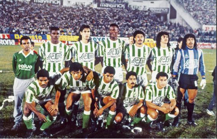 Nacional had an insanely good squad. Rene Higuita in net, Andres Escobar, Leonel Alvarez, Alexis Garcia, and John Jairo Tréllez.