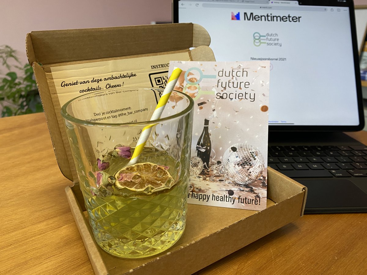 Wij zijn klaar voor de DFS Nieuwjaarsborrel om 16.00 uur! Wil je weten wat we dit jaar  gaan doen, check het hier ow.ly/ZzdU50DkKcP

#futureliteracy #innovation #creativity