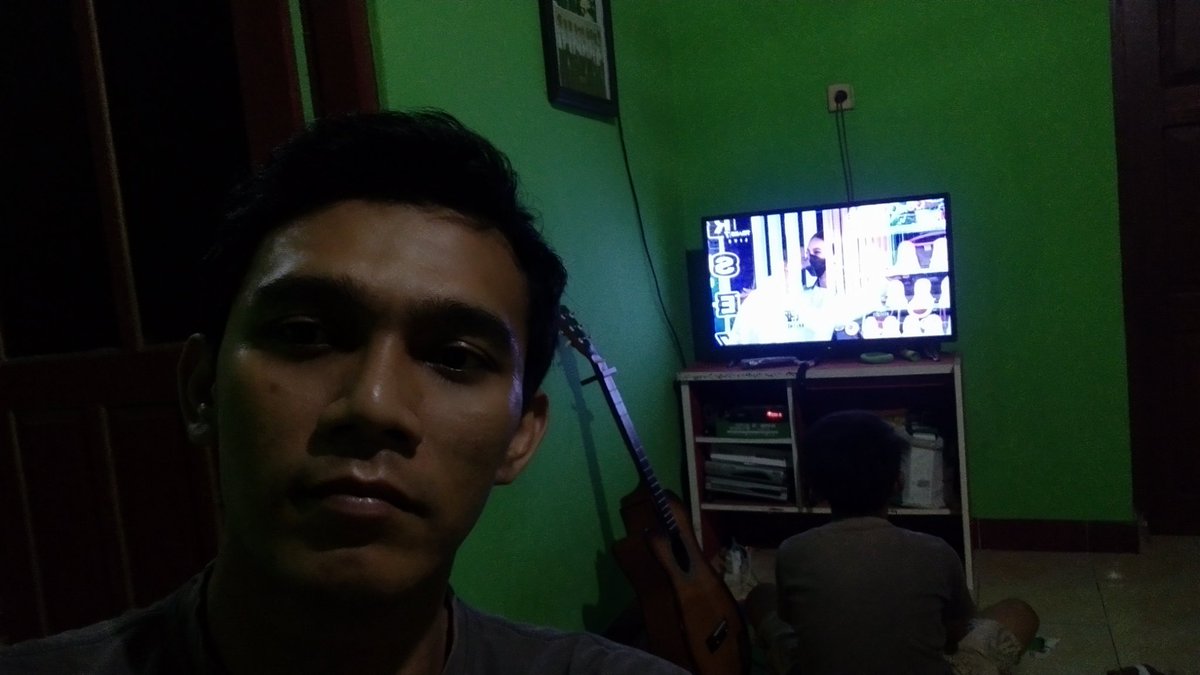 MDoex's tweet photo. @TRANS7 #INDONESIA GIVEAWAY EPS 84
menurutku perjanjian pra nikah nggak perlu.yg penting saling percaya aja.dah cukup. https://t.co/nhhG0yrGk6