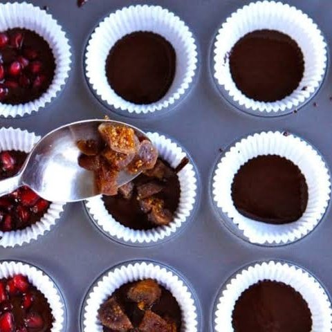 ChocolBar's tweet photo. We have non alcoholic hazelnut chocolates.... Bulk orders available 0661096753 https://t.co/VpEETBrqVR