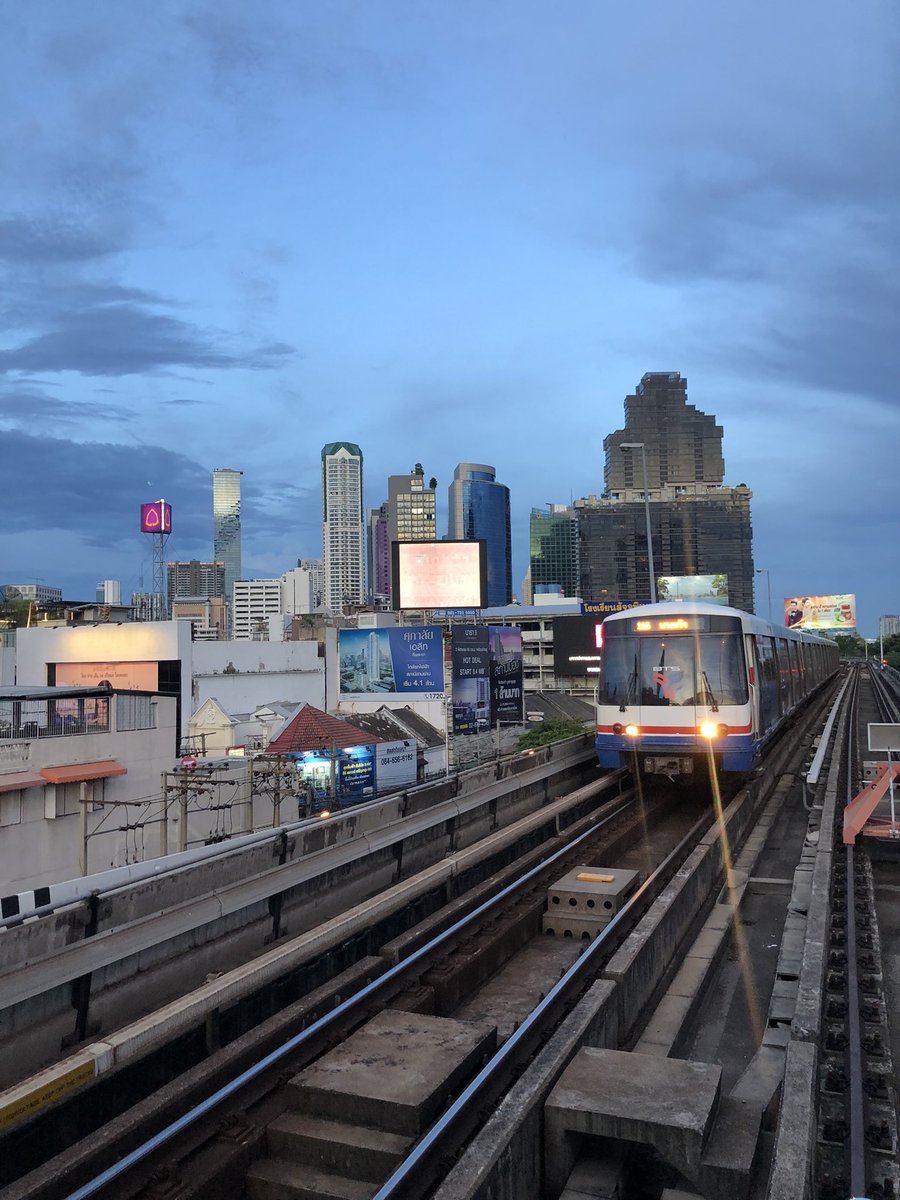 The Hua Lamphong station, Bangkok  . I was not travelling by train here, just visited to make some images. Guess what’s happening in the second image!  #Bangkok  #Thailand  #Hualamphong  #Apple (3)