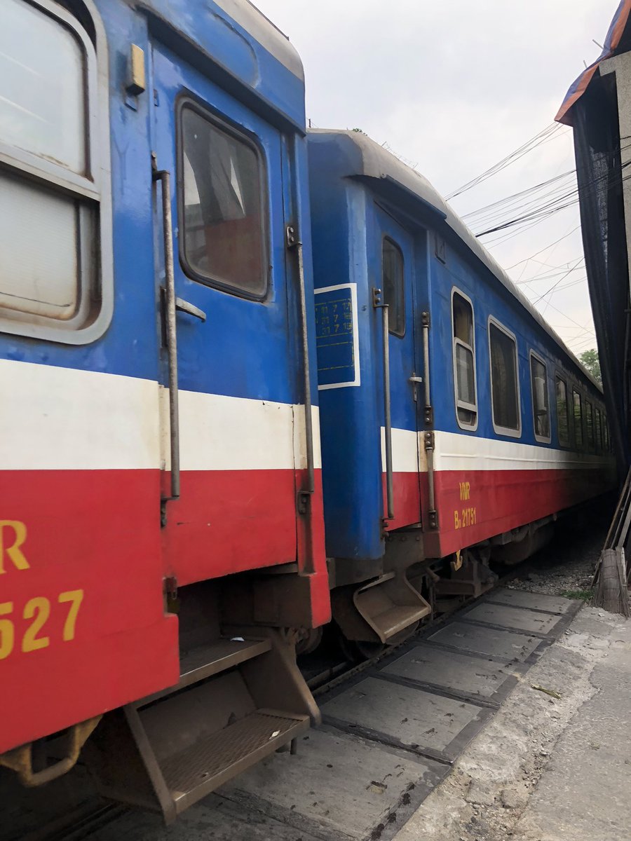 In Hanoi, Vietnam  we went to this spot to see a train pass by. It has become a tourist spot of sorts. Video in next tweet.  #Vietnam  #Hanoi  #Train  #Apple  #shotoniphone (4)