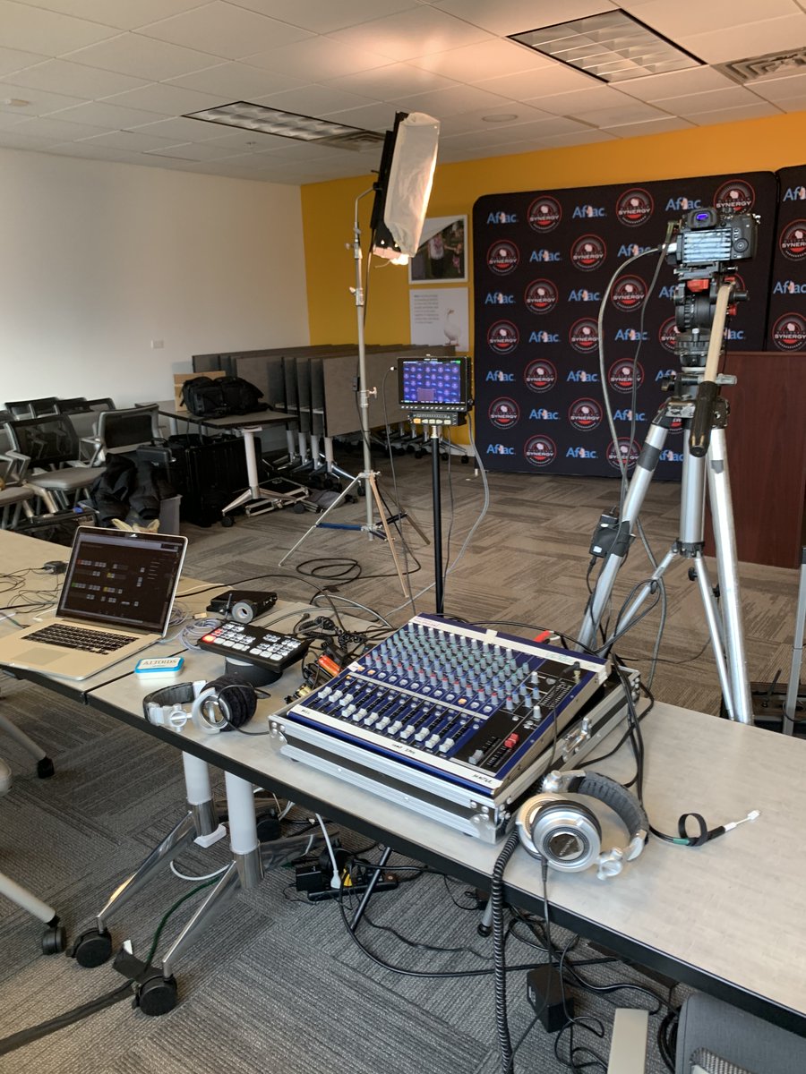 DropFrameWI's tweet image. We run the business of video. For quality video and audio for special live-streamed events, we've got you covered. To learn how to live stream, check out this guide from Vimeo. #livestreaming vimeo.com/blog/post/lear…