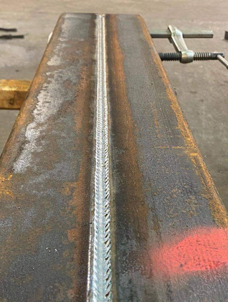 JasPWilson's tweet photo. It's a day for some Welding Appreciation - Some snaps from inside the #Botex factory. #PowerToSpare #forestryloader #forestrycrane #forestrytrailer #forestryforwarder #forwardingtrailer #forestry #woodlandmanagement #forestrywork #arborist #madeintheuk #tree #woodfuel #ukmade https://t.co/OCn7yQG7Da