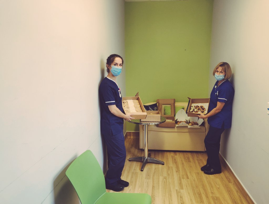 What a lovely surprise for our team today, afternoon tea delivered by a wonderful patient @LHorizonHotel. Thank you 💙 <a href="/AliceHall100/">Alice Hall</a> <a href="/ceri39717927/">ceri</a> <a href="/Aga09402553/">Aga</a>