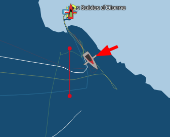 chbeckerde's tweet photo. Sieger der Herzen bei der #VG2020 ist definitiv
@borisherrmann !
Willkommen im Ziel Boris - über 28000 Seemeilen liegen hinter dir. Danke das wir immer bei dir sein durften! https://t.co/Wyn2YQCTcV