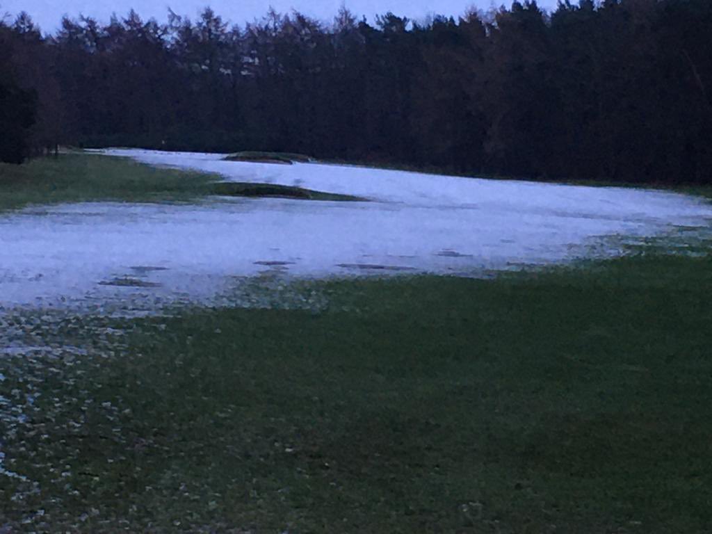 MusselburghGC's tweet image. Another snowy day on the course ❄️❄️