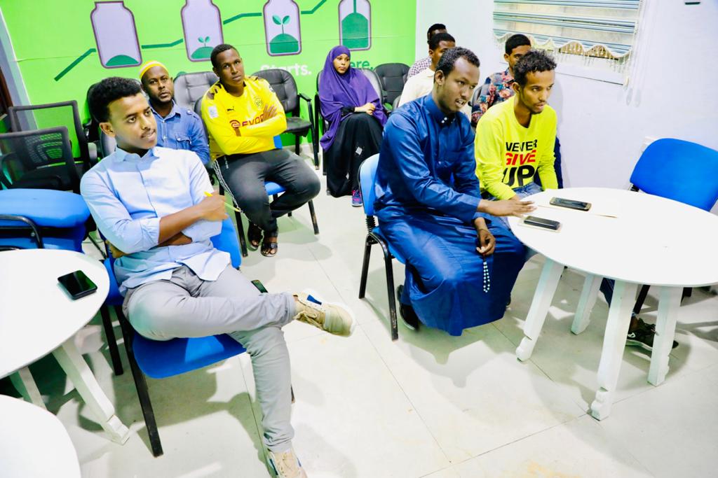 Kobciye Program tweet media