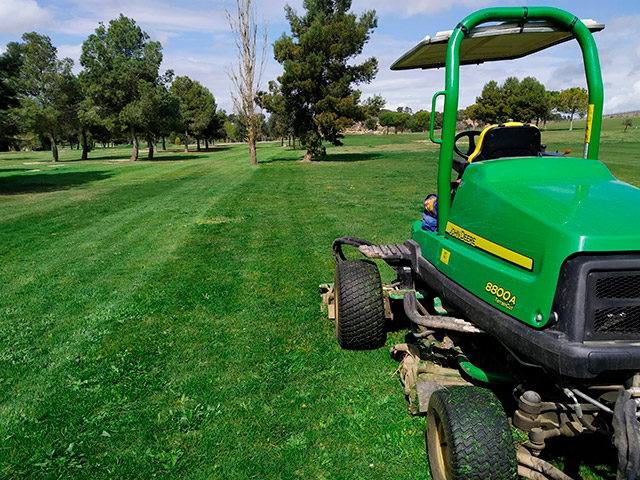 MyGolfWay's tweet photo. @RaimatGolf afronta sus mejoras prioritarias para el campo de #golf con el asesoramiento de la empresa Selprats, empezando por la reprogramación del sistema de riego del campo leridano ⛳️👇  https://t.co/WpxkG608ug https://t.co/podqf1EBOa