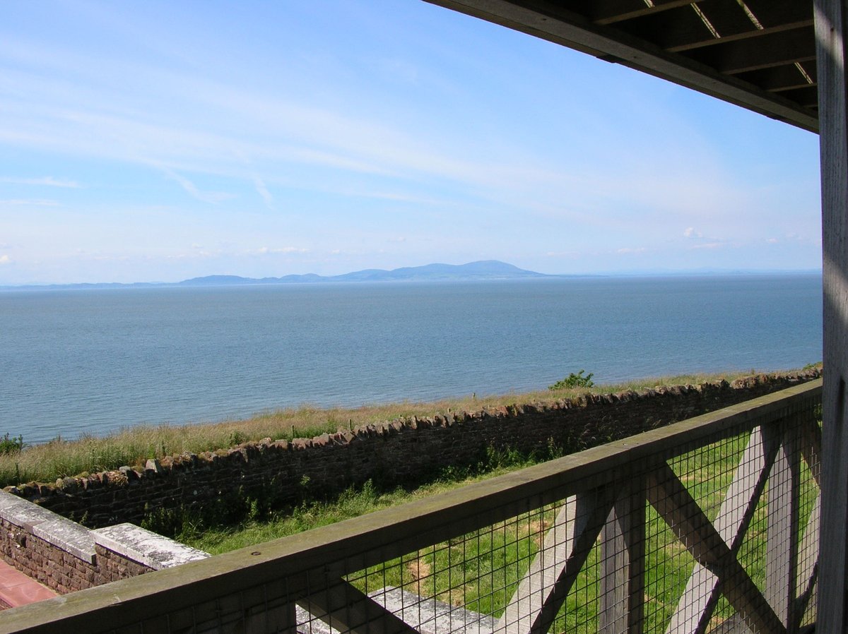 At  @senhousemuseum  #Maryport a recreation watchtower, based on examples on  #TrajansColumn, today provides an excellent view over the  #Roman fort and across the Solway Firth to SW Scotland – a distant sight no doubt VERY familiar to the garrison of ALAVNA #RomanFortsThursday