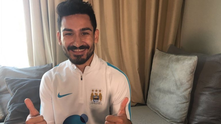Mr Whippy for just 20 million pounds. Unbelievably good player despite being struck down with injury on several occasions. Gundogan has always fought for the badge, showing passion on the pitch and giving it his all, and he has really come into a purple patch this season.
