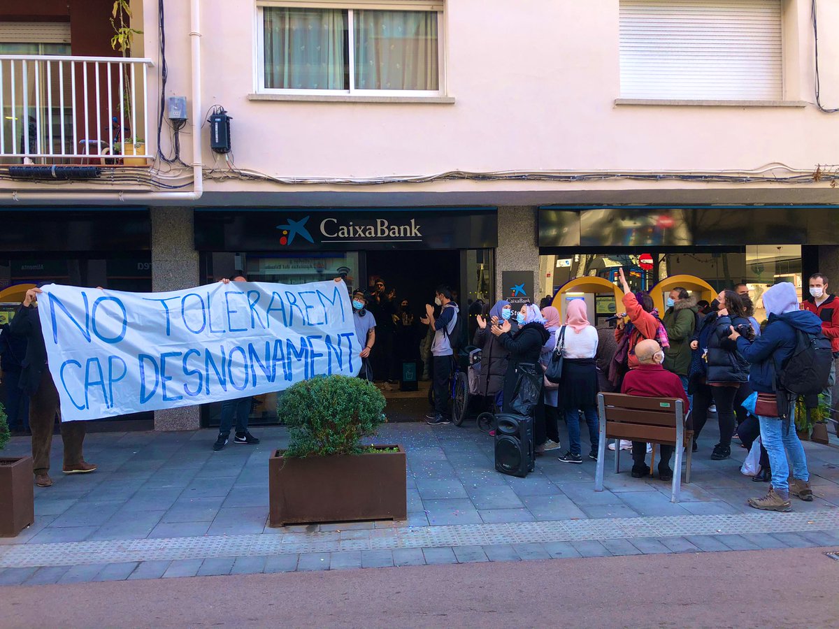 ➡️ En plena tercera onada de la pandèmia, venint de dies de molt fred que han deixat varies morts al carrer, volen fer fora de casa seva en Yassin i en Bilal! ❌